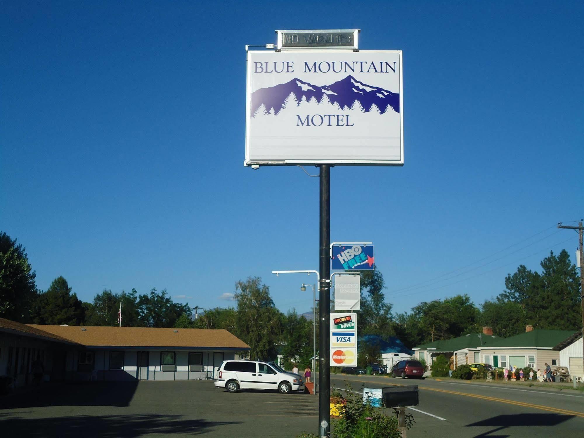 Blue Mountain Motel Okanogan Exterior photo